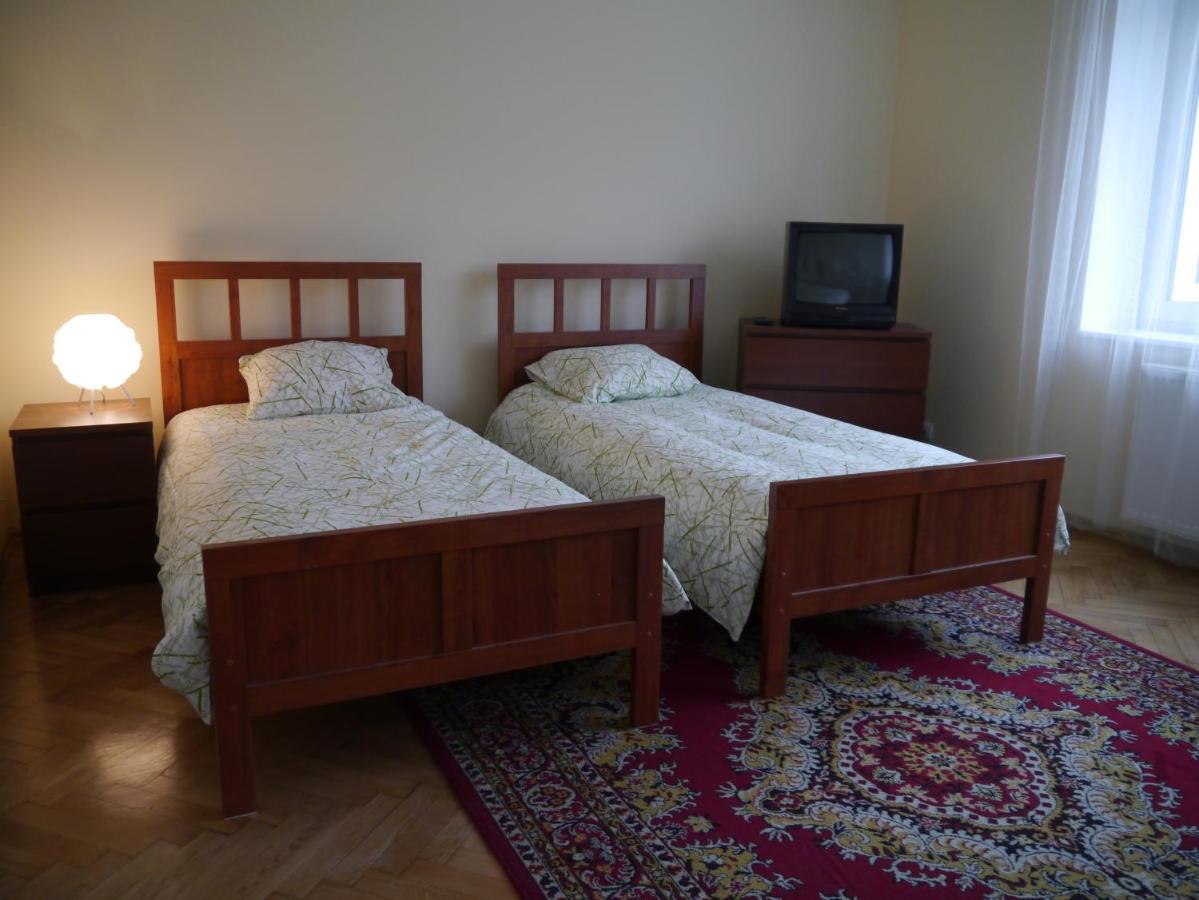 Willa Na Nehringa Poznan Habitación foto